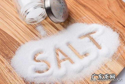 锻炼后大汗淋漓，喝热水还是冰水？ 大汗淋漓喝冰水