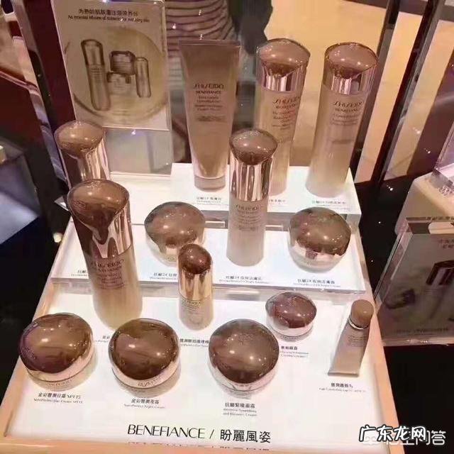 45岁女人用什么护肤水好?