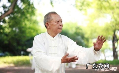 70岁的老年人适合做什么运动？