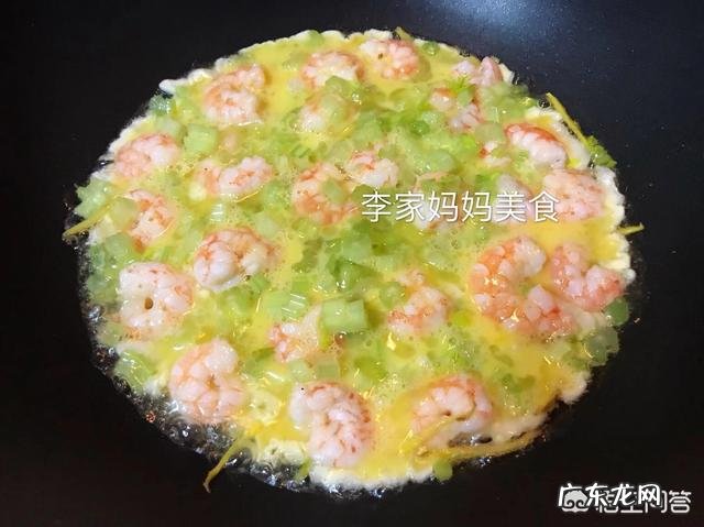 滑蛋虾仁怎么做吃起来才嫩?