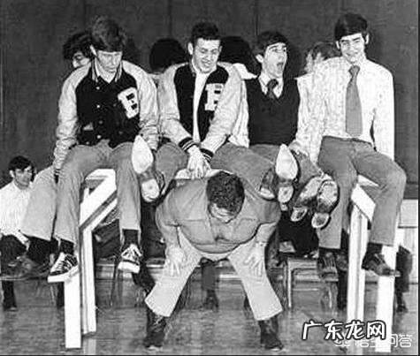 如何在运动时避免膝关节受伤?