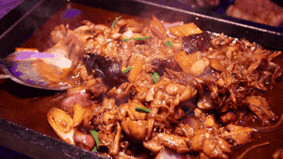 散养鸡养三黄鸡好还是五黑鸡好