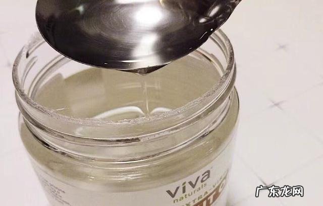 没有护发素怎么让头发变光滑 没有护发素的情况下怎么养头发