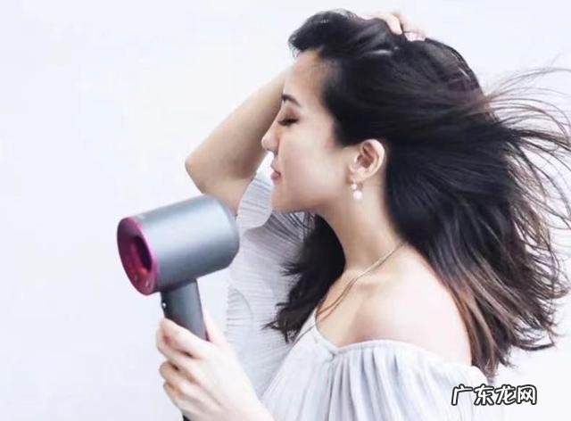 没有护发素怎么让头发变光滑 没有护发素的情况下怎么养头发