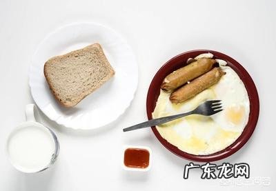 早上一个鸡蛋一个面包一杯牛奶一个水果可以吗？对身体好吗？