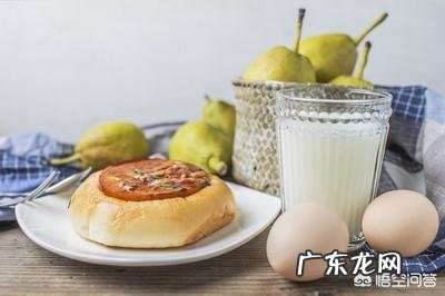 早上一个鸡蛋一个面包一杯牛奶一个水果可以吗？对身体好吗？