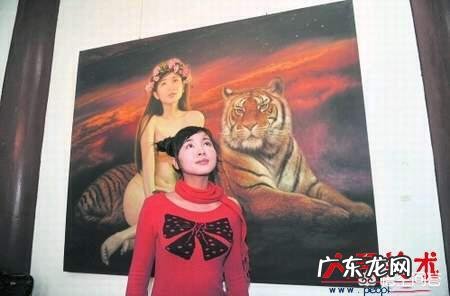 丈夫每天在画室里画人体的模特,妻子很担心和焦虑,怎么办?