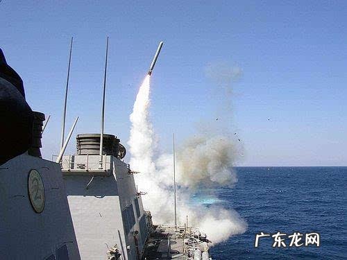 昔日的肌肉少年吴京体重暴涨到180斤，你怎么看？