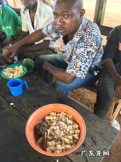 非洲人主要以什么为主食?