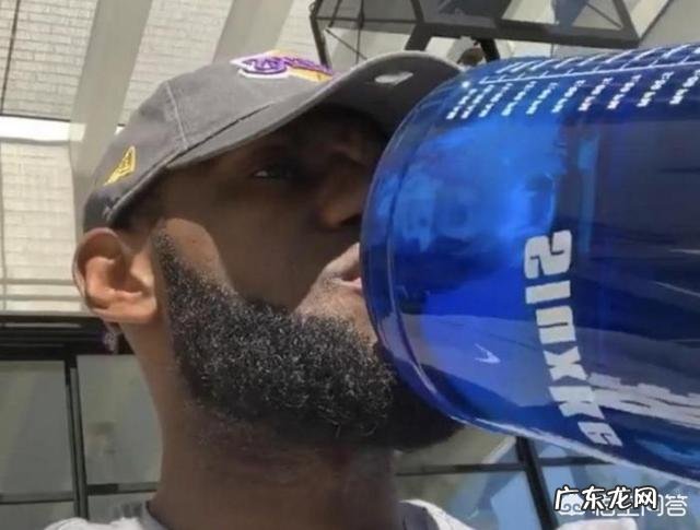 詹姆斯宁愿饿着也不吃猪肉,职业运动员对于猪肉为何如此抵制?