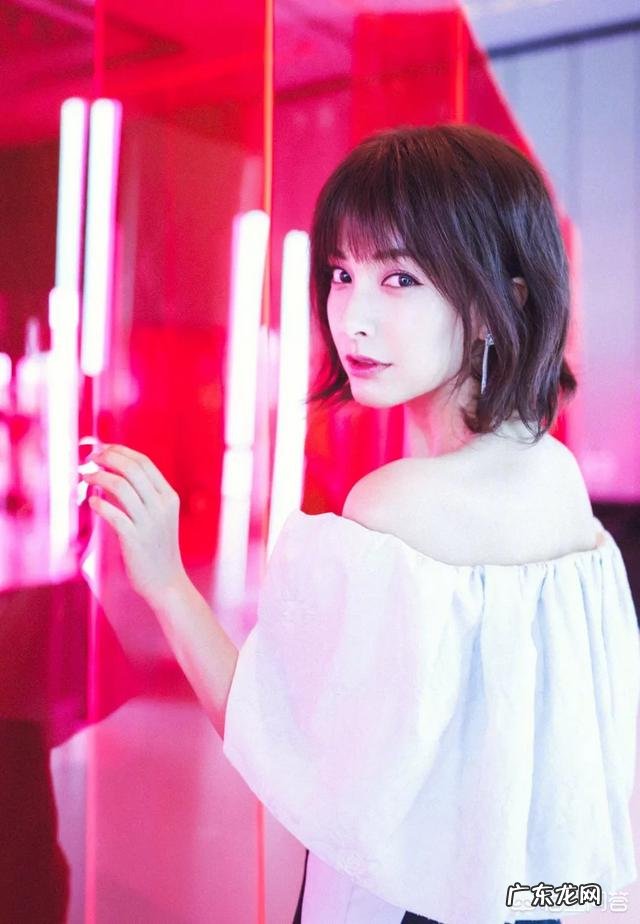 《乘风破浪的姐姐》蓝盈莹逼哭吴昕，你怎么看？