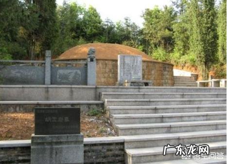 胡雪岩是怎样收拾残局的?为何要让家人在他死后剪下寿衣一角?