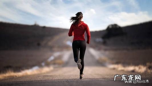 跑步与游泳哪个减肥效果更好?