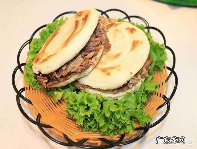 汉堡包和肉夹馍相比,你更喜欢哪一种?为什么?