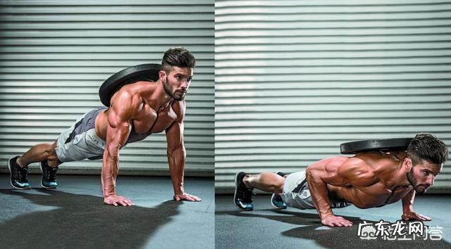 一个不会做俯卧撑的人,该怎么办才能够练出胸肌