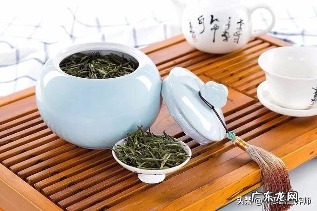 为什么有些人喜欢喝绿茶? 有一种人喜欢喝绿茶