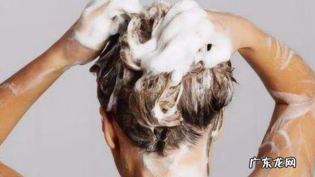 免洗喷雾头发去油蓬松好用吗 免洗头油头发蓬松喷雾