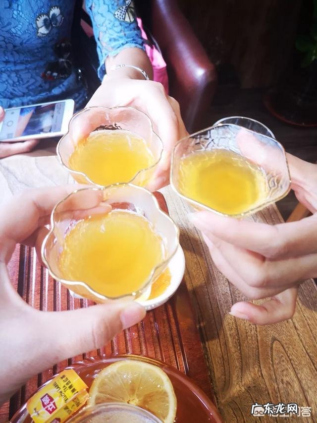 减肥吃奶昔代餐、喝果蔬酵素管用吗?需要注意什么?