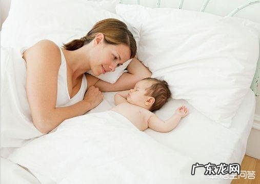 新生儿夏天需要穿袜子吗?