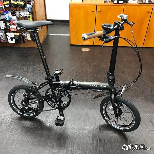 老年人想骑行锻炼,买什么样的自行车比较好?