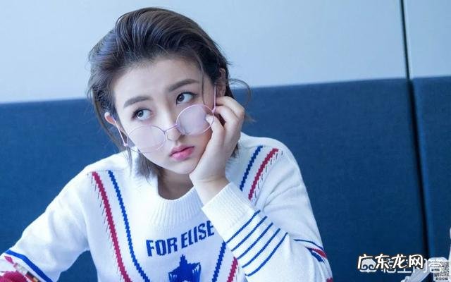 如何评价《向往的生活》中张子枫的表现?