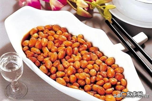 花生米为何是白酒的最佳陪伴?