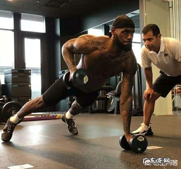 为何有人说詹姆斯的身体异于常人?