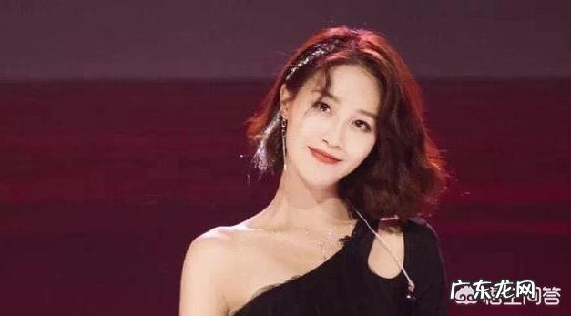 为什么说黄圣依伊能静蓝盈莹等事《乘风破浪的姐姐》的炒作担当？