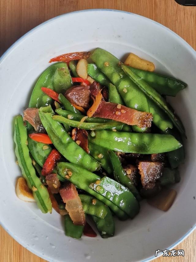 你是否尝试过做菜?好吃吗?