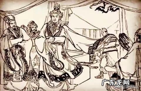 快58岁的女领导,天天不吃晚饭独自加班到晚8点,你怎么看?