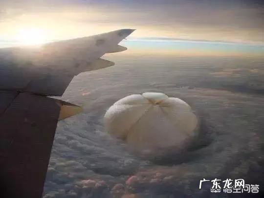 航空母舰抗台风和巨浪的能力有多强