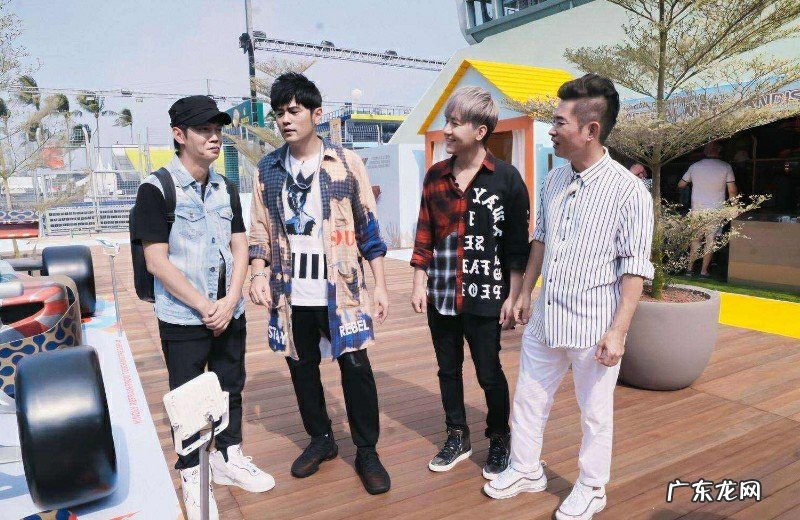 《周游记》周杰伦和黑人陈建州同游台湾,路过自己店却打不开门