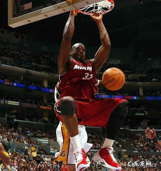 NBA里最强的后卫+中锋组合有哪些