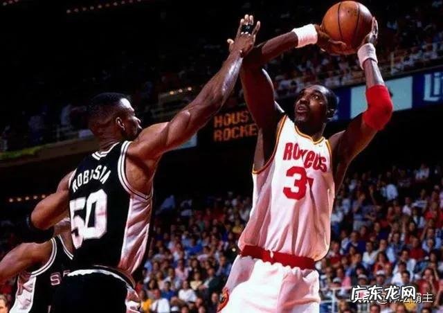 NBA里最强的后卫+中锋组合有哪些