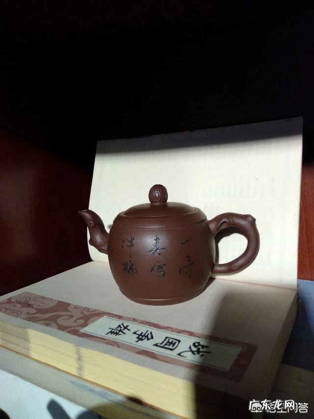 茶叶和茶水能不能放在紫砂壶里过夜? 紫砂壶和茶叶能过夜吗