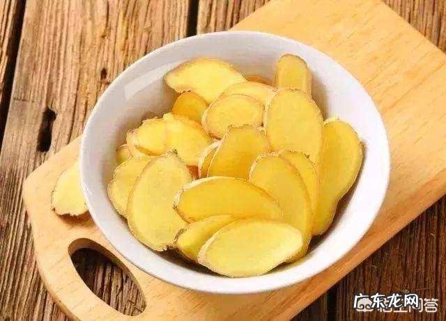 男生脸上有痘印痘坑，如何消除