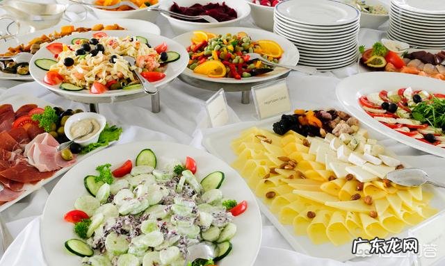 吃自助餐怎么样一个顺序吃法才合算? 教你怎么吃自助餐最划算