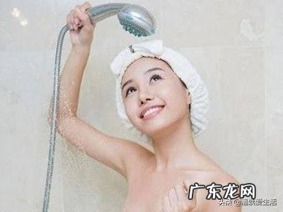 夏天你喜欢冲凉水澡还是洗热水澡,有哪些防暑降温的小窍门吗?