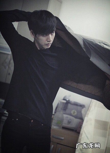 朴海镇整容了吗 朴海镇整容对比照 朴海镇个人资料