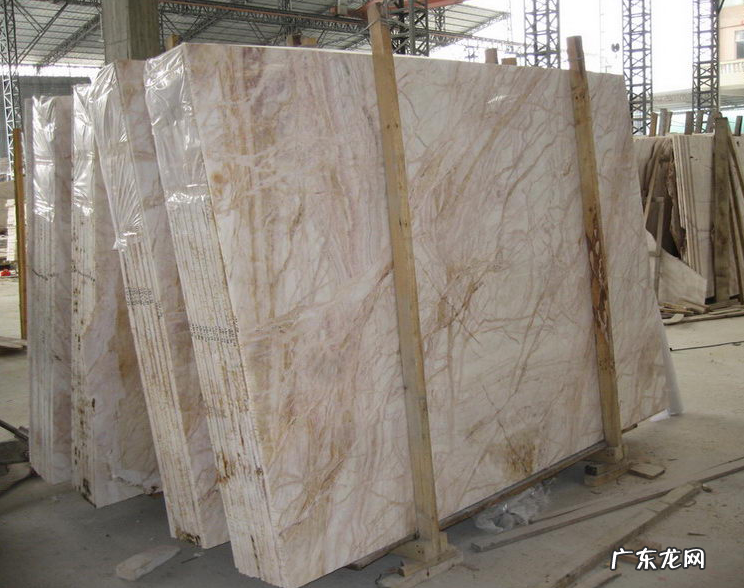 为什么大理石有美丽的花纹?