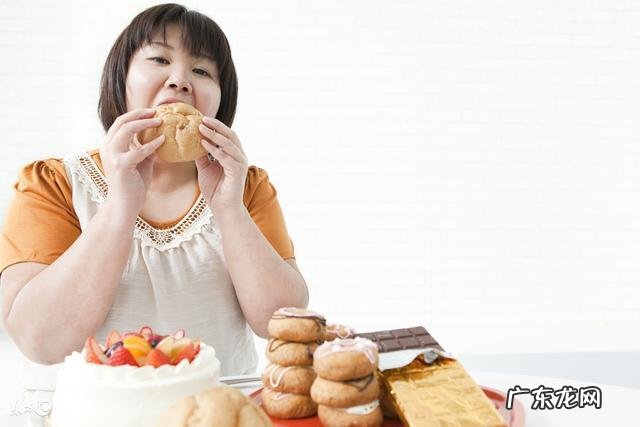 胃粘膜损伤的人，最好少吃什么？