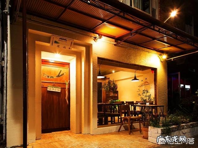 日本旅游值得一去的个性店? 日本必去的100个店铺