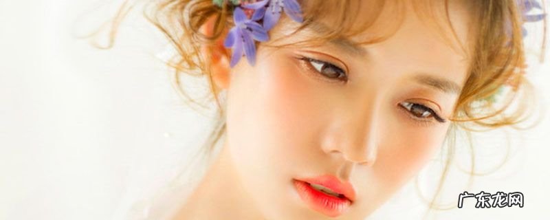 眼影飞粉什么意思