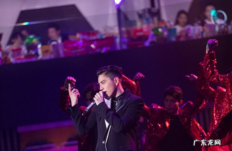 王大陆被迫“告白”女朋友,李沁的反应亮了,未来可期呀