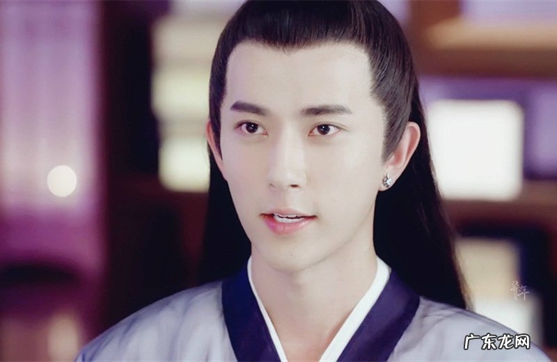 于朦胧古装扮相引起热议,中国风帅气逼人