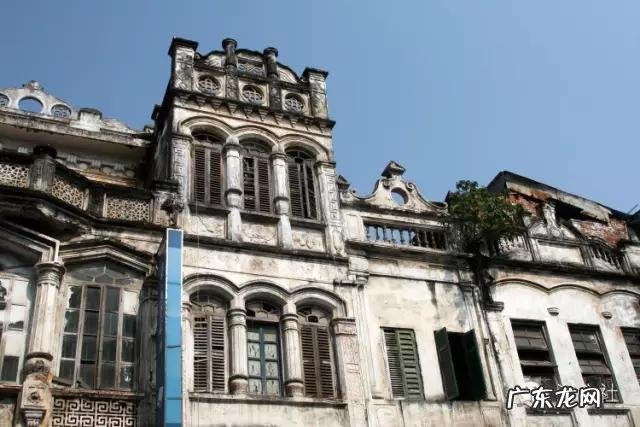 同样是老街,为什么海口骑楼老街不如冯小刚电影公社受欢迎?