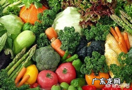 痛风多是“吃”出来的,医生说:3种食物是祸根,具体指什么