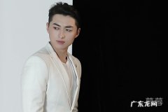 女生追直男使用的套路 让他思念你一整夜