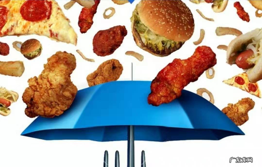 脸大但身材瘦的女孩该如何搭配衣服