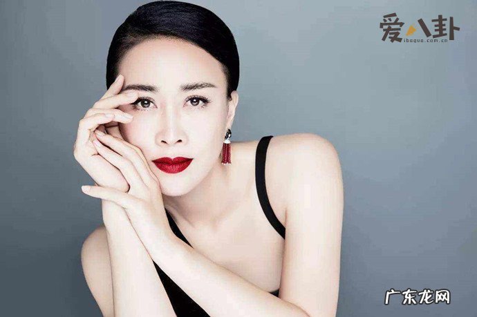 那英变成植物人是怎么回事 身体状况让人担忧被传住院